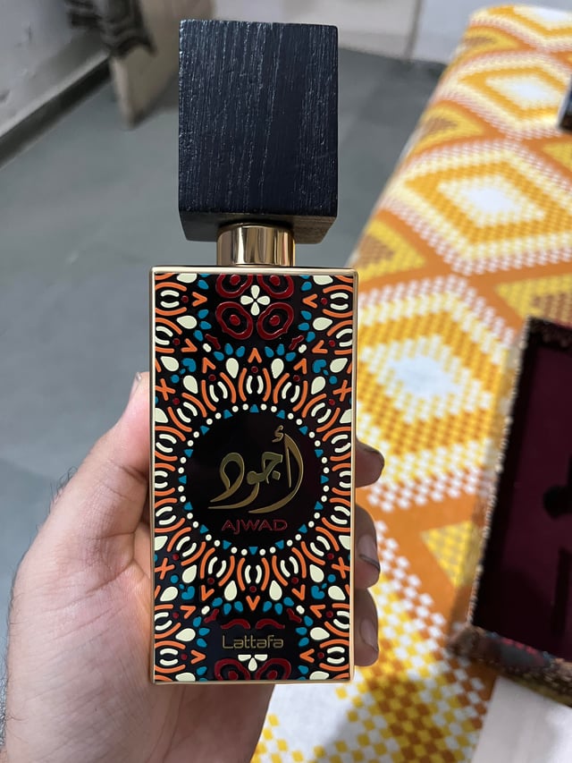 Amouage Ajwad